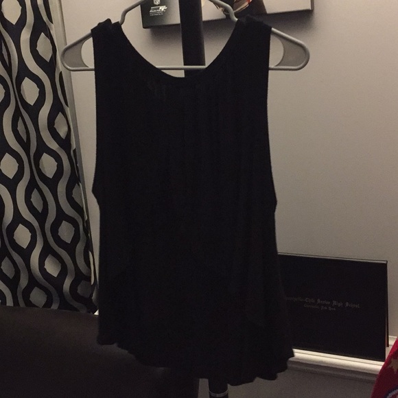 Brandy Melville tank top - Picture 2 of 3